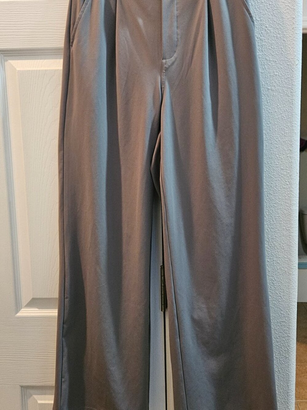 Halara work pant - Picture 2 of 14